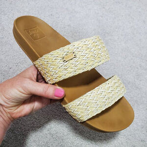 COPY REEF Cushion Vista Braid Slip-On Sandals Flip Flops Rattan Raffia Cream